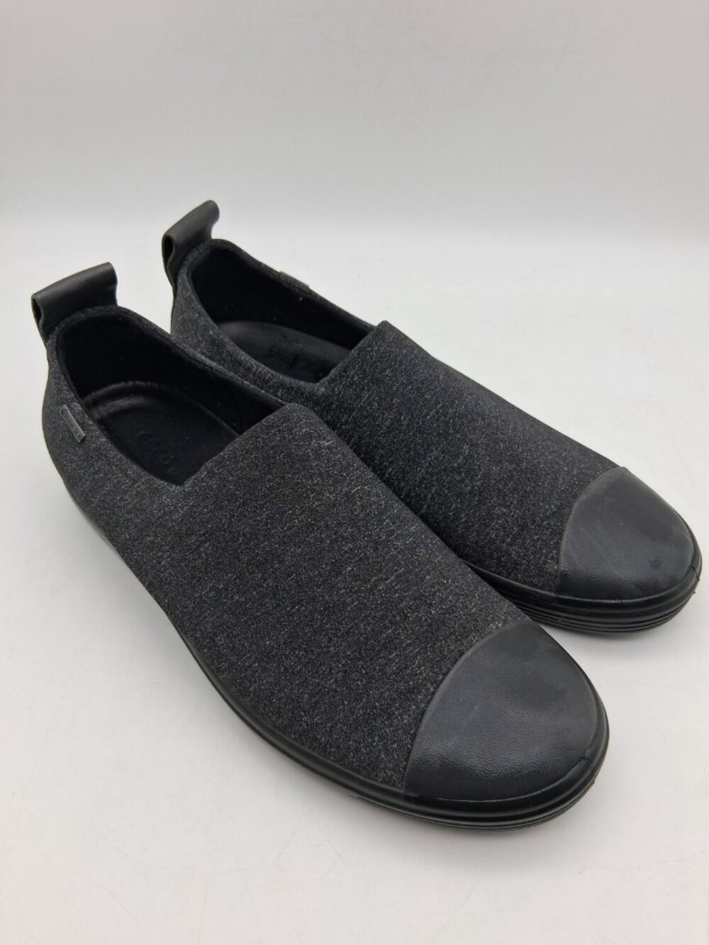 Ecco GTX Gore-Tex Gray & Black Comfort Non-Slip Shoes  Women’s Size 9